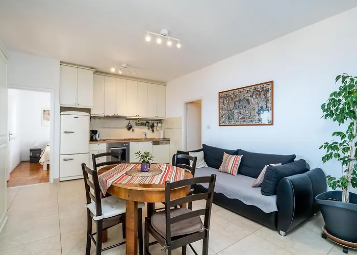 Apartment Rose 1