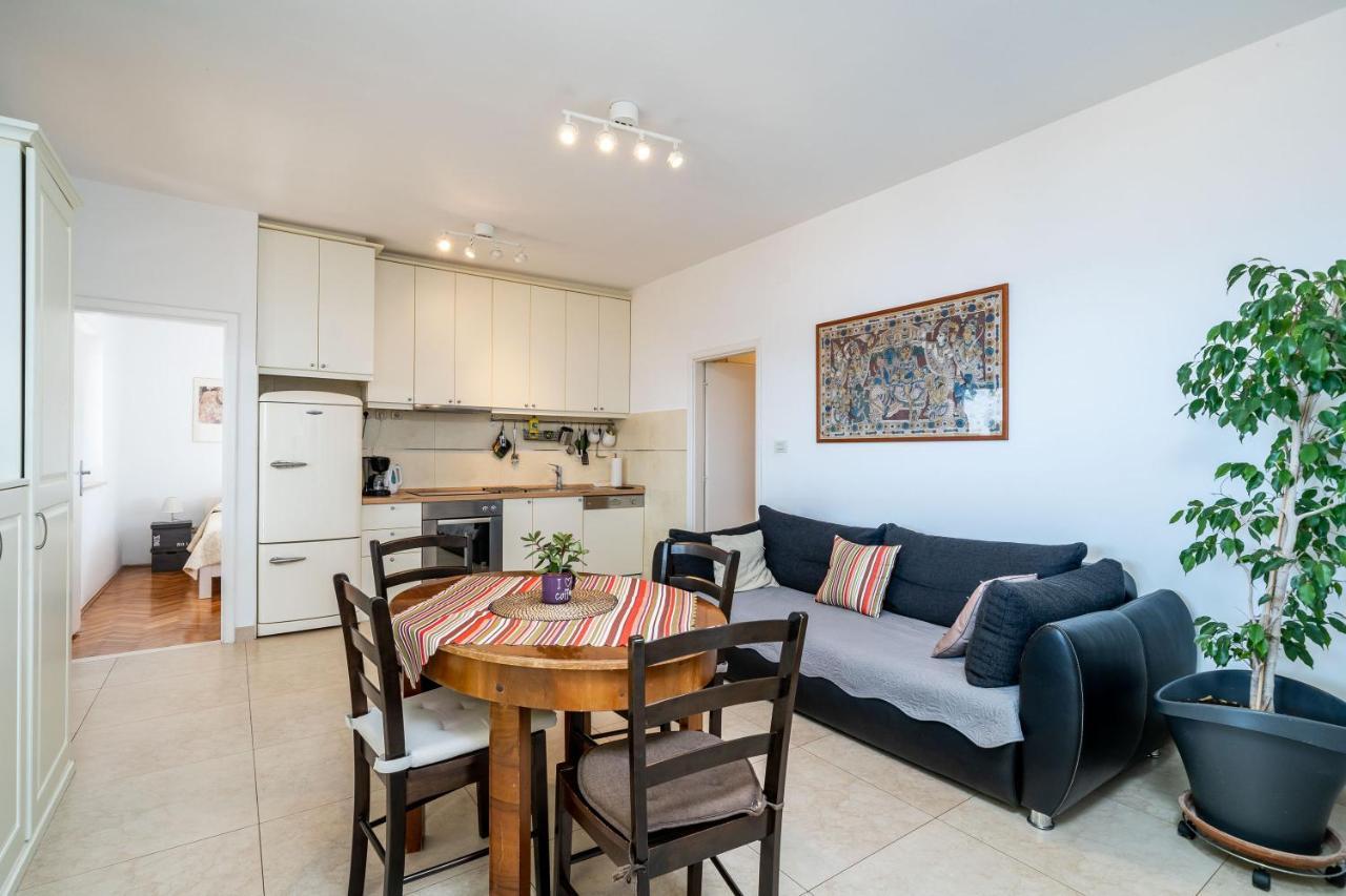 Rose 1 Apartman